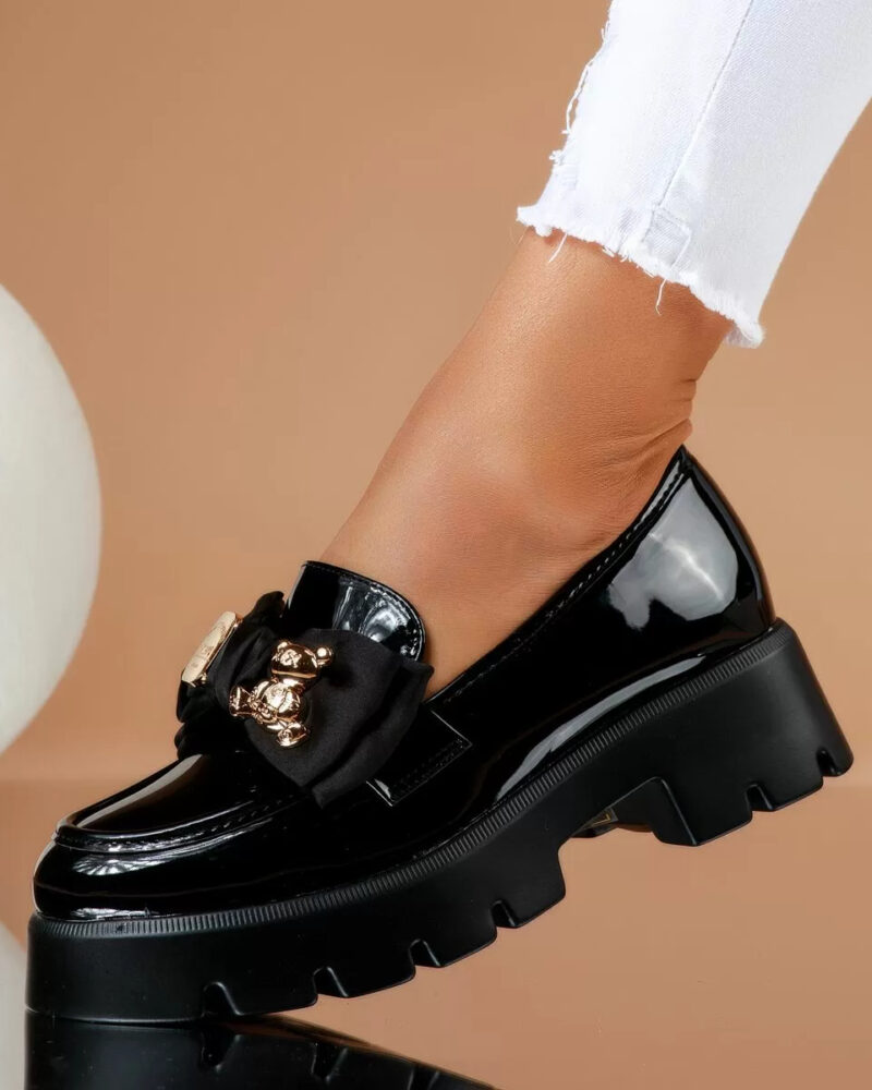 Loafers με Διακοσμητικό Φιόγκο και Τρακτερωτή Σόλα - Μαύρο - Image 4