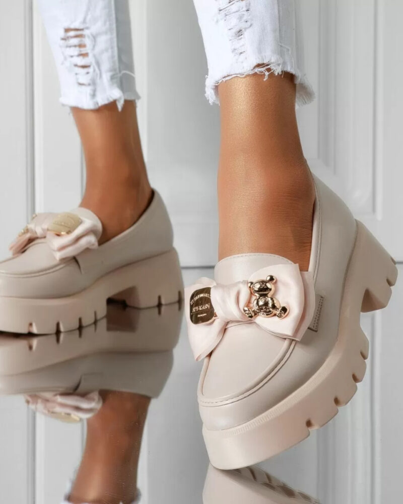 Loafers με Διακοσμητικό Φιόγκο και Τρακτερωτή Σόλα - Μπεζ
